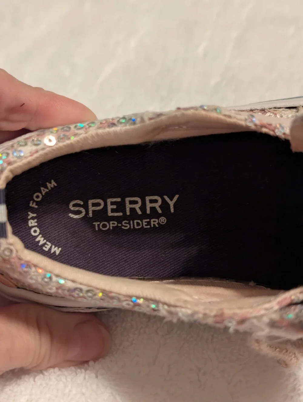 Sperry  Pier Wave Jr Sequin Kids Sneakers in Rose Leopard Sparkle Glitter